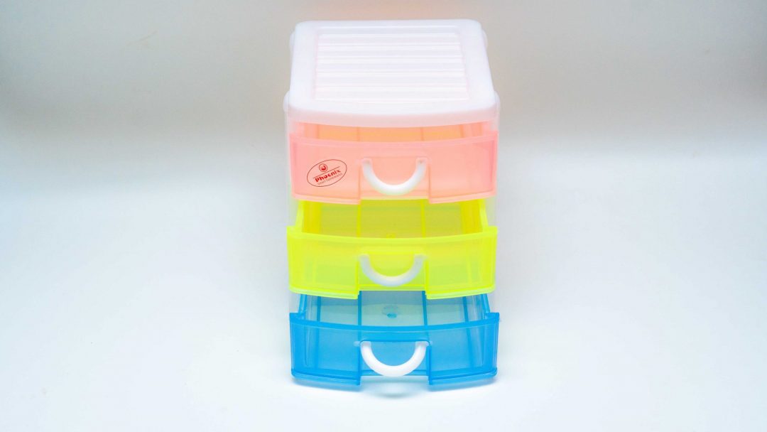 _DSC6442 multicolor storage drawer opened